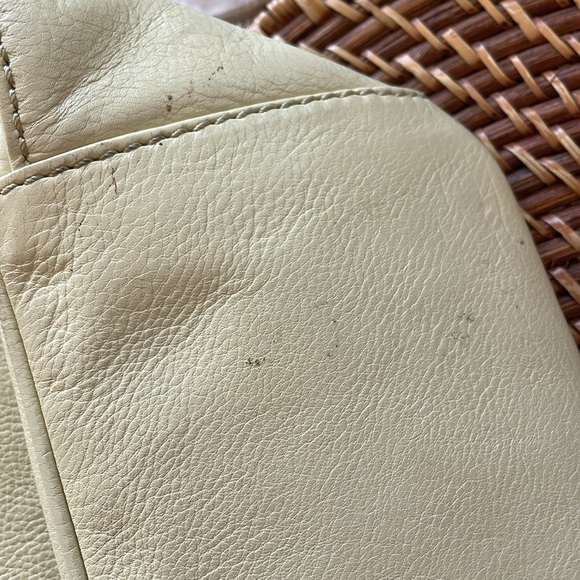 Mark Jacobs Cream Leather bag - Picture 11 of 11